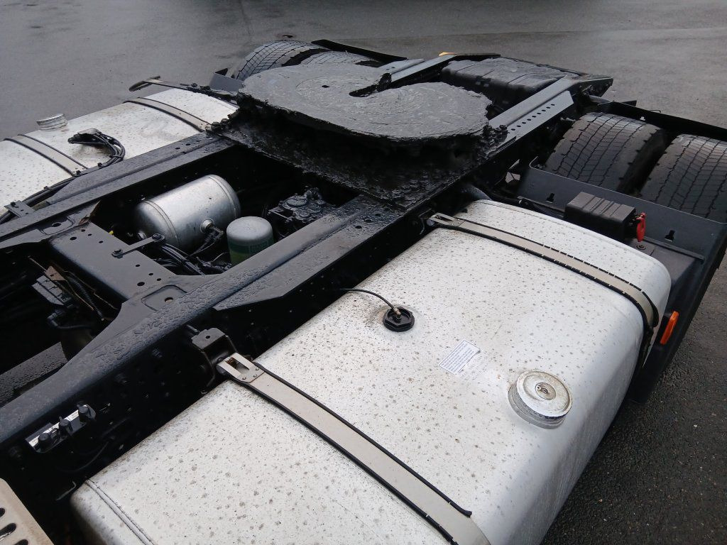 Tractor unit Iveco 480 Hi-Way EURO 6: picture 8 Tractor unit Iveco 480 Hi-Way EURO 6: picture 8