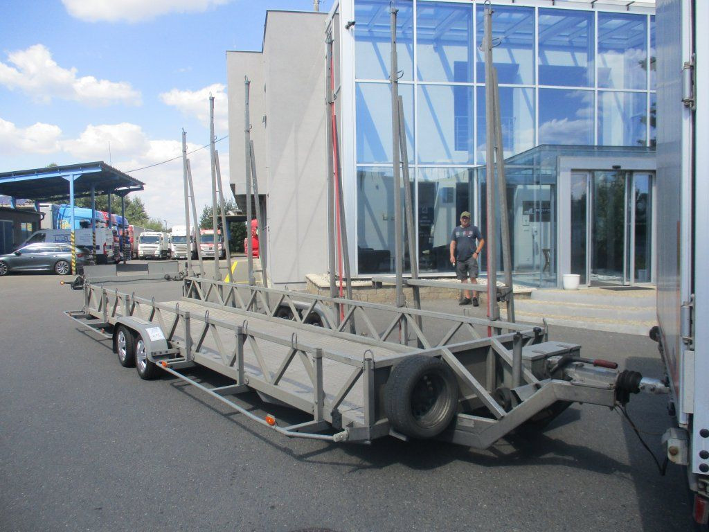 VEZEKO R2B2X - Chassis trailer: picture 1 VEZEKO R2B2X - Chassis trailer: picture 1