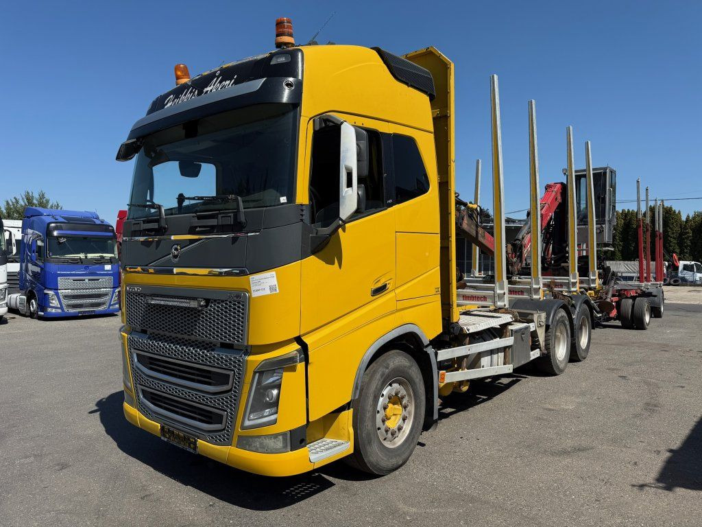 Volvo FH 16 750 6x4 + Fliegl - Timber truck, Crane truck: picture 3 Volvo FH 16 750 6x4 + Fliegl - Timber truck, Crane truck: picture 3
