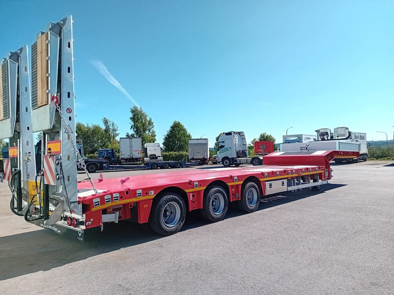 YALCIN DORSE - Low loader semi-trailer: picture 2 YALCIN DORSE - Low loader semi-trailer: picture 2
