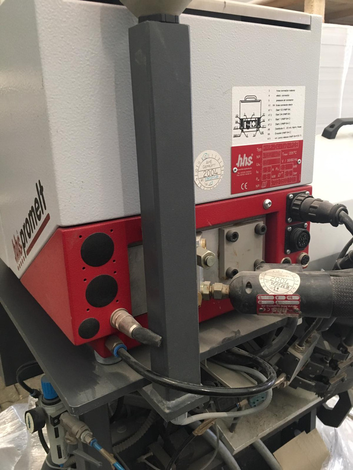 Baumer HHS hotmelt gluing system with C 1100-8 controller and hotmelt tank HHS HMP-04-1x2-PDE - Folding machine: picture 5 Baumer HHS hotmelt gluing system with C 1100-8 controller and hotmelt tank HHS HMP-04-1x2-PDE - Folding machine: picture 5