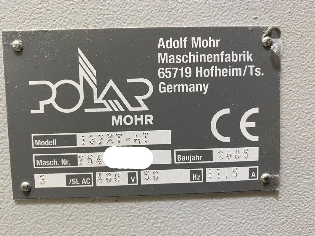 Paper cutting machine Large sized cutting system Polar 137 XT-AT with stacking lifter, automatic vibrator, scale and optional unloader: picture 9 Paper cutting machine Large sized cutting system Polar 137 XT-AT with stacking lifter, automatic vibrator, scale and optional unloader: picture 9