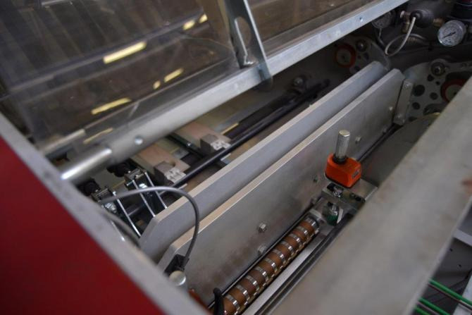 Petratto Cordoba 3D double bar creasing and folding machine - Folding machine: picture 5 Petratto Cordoba 3D double bar creasing and folding machine - Folding machine: picture 5