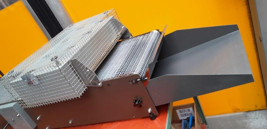 Thermo relief continuous furnace Caslon Mini Supa Baroness - Binding machine: picture 5 Thermo relief continuous furnace Caslon Mini Supa Baroness - Binding machine: picture 5