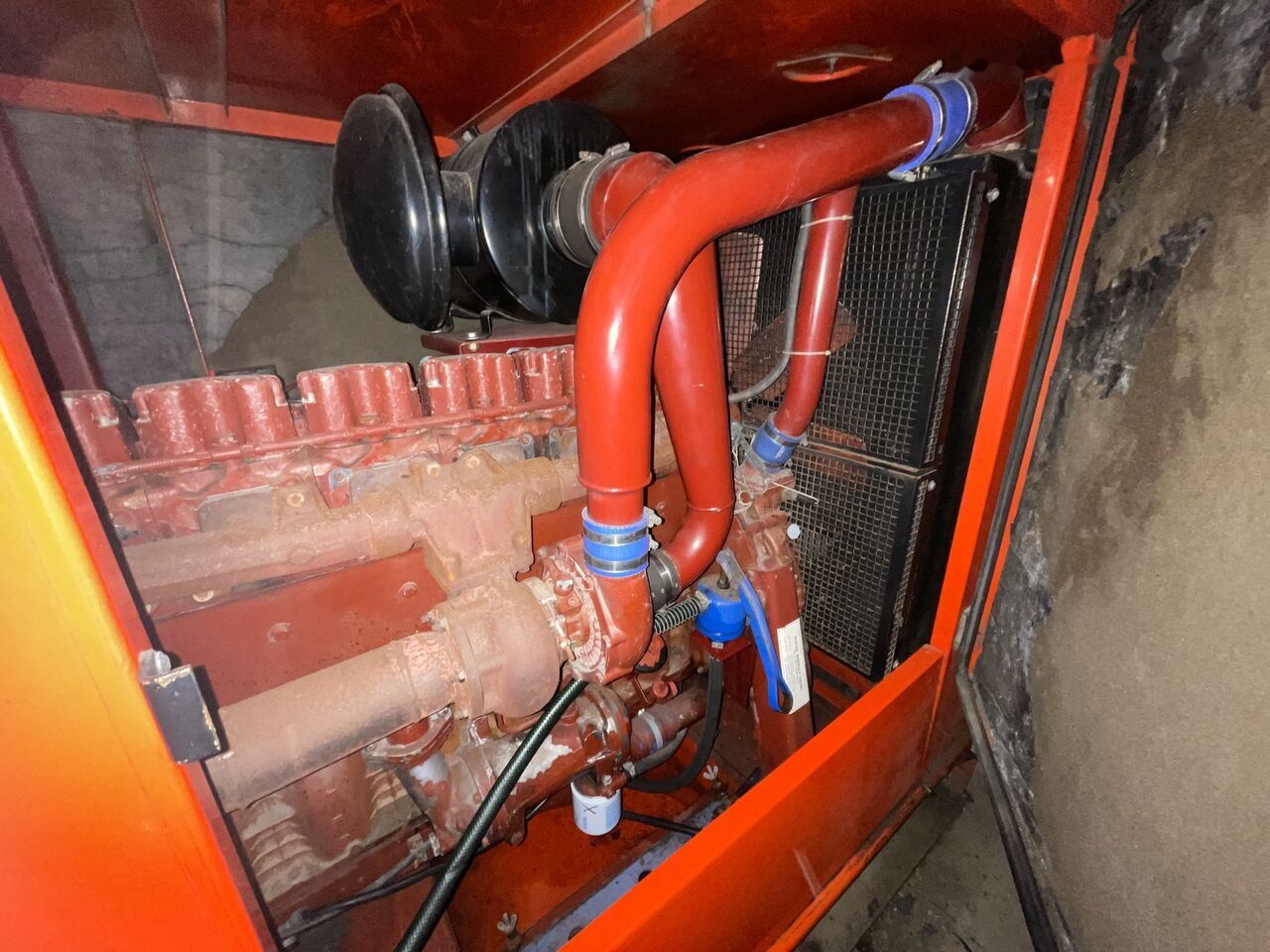 Renault 220 kVa on lease Renault 220 kVa: picture 7