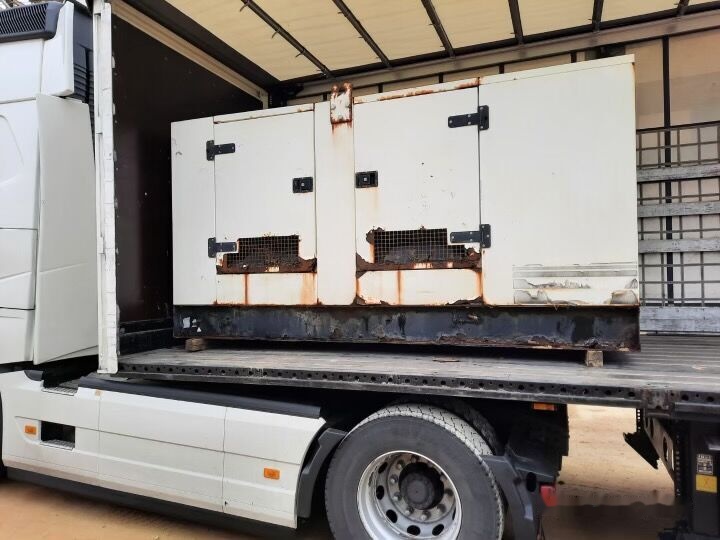 SDMO 200 kVa Cummins - Generator set: picture 1 SDMO 200 kVa Cummins - Generator set: picture 1