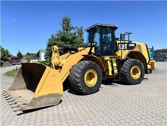 CAT 966M - Wheel loader: picture 1 CAT 966M - Wheel loader: picture 1