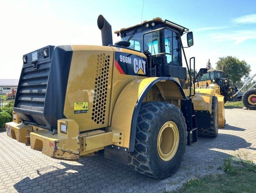 CAT 966M - Wheel loader: picture 3 CAT 966M - Wheel loader: picture 3