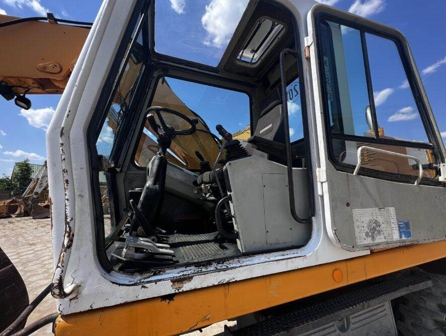 Liebherr A316  on lease Liebherr A316: picture 8