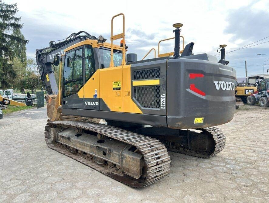 Volvo EC220EL ROTOTILT + LEICA 3D GPS 2xbucket - Crawler excavator: picture 2 Volvo EC220EL ROTOTILT + LEICA 3D GPS 2xbucket - Crawler excavator: picture 2