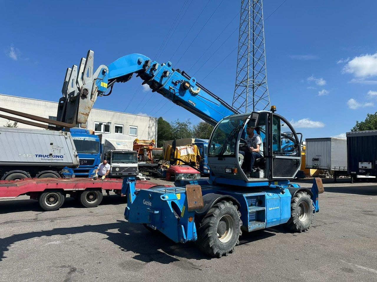 Genie Terex GTH 4018 SR/4x4/ ROTO - Truck mounted aerial platform: picture 2 Genie Terex GTH 4018 SR/4x4/ ROTO - Truck mounted aerial platform: picture 2