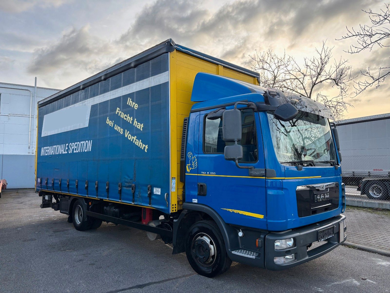 MAN TGL 8.180/LBW/Kamera MAN TGL 8.180/LBW/Kamera - Curtain side van: picture 1 MAN TGL 8.180/LBW/Kamera MAN TGL 8.180/LBW/Kamera - Curtain side van: picture 1