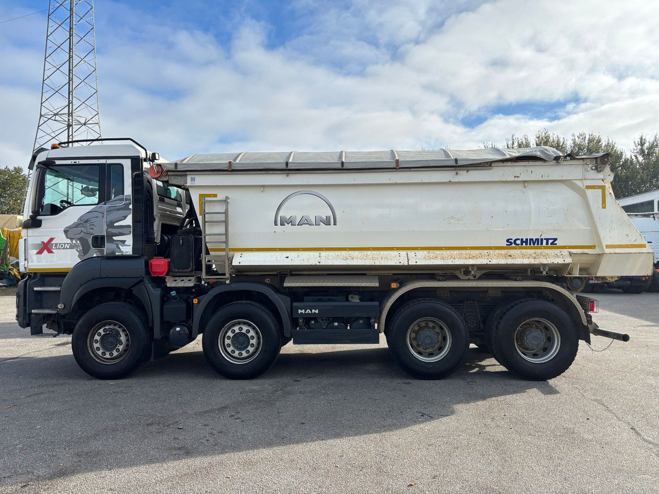 MAN TGS41.510 8x4 Schmitz Muldenkipper Retarder/19m³ - Tipper: picture 4 MAN TGS41.510 8x4 Schmitz Muldenkipper Retarder/19m³ - Tipper: picture 4