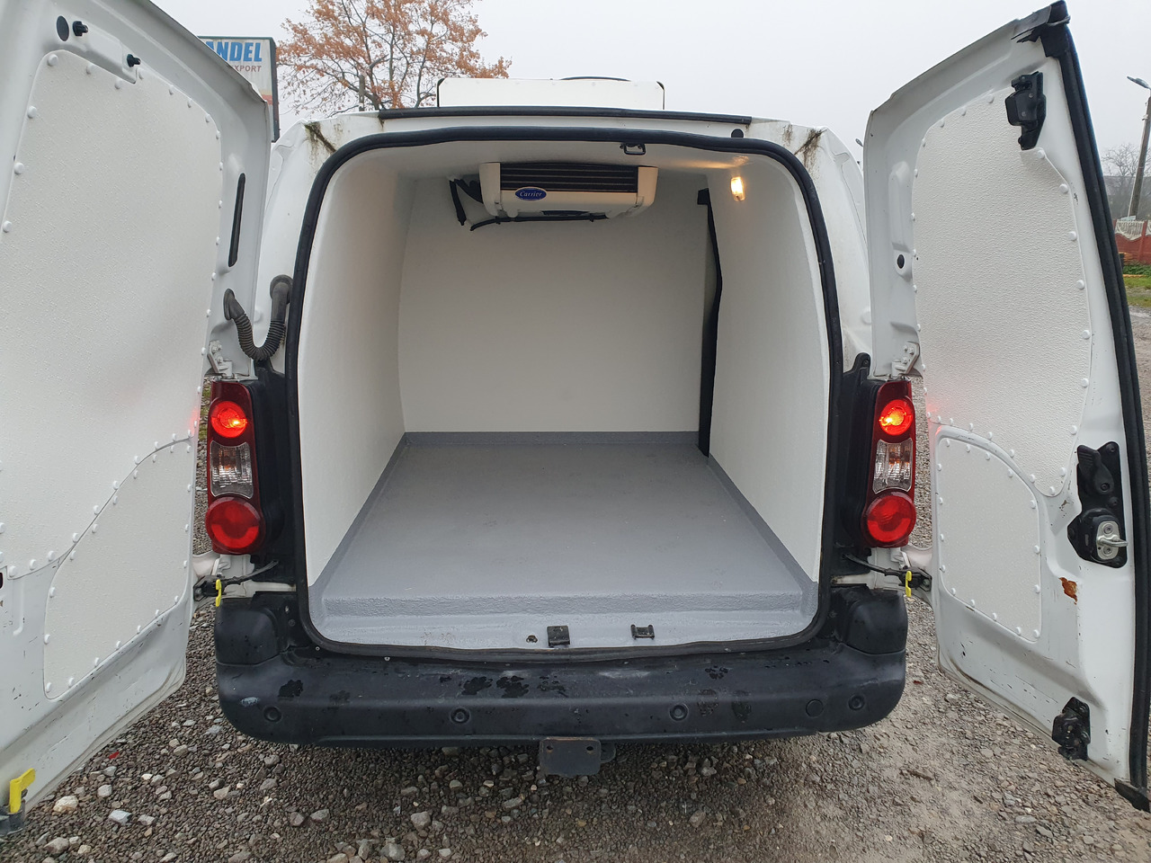 CITROËN Berlingo long chlodnia mroznia carrier Klima navi euro6 - Refrigerated van: picture 2 CITROËN Berlingo long chlodnia mroznia carrier Klima navi euro6 - Refrigerated van: picture 2