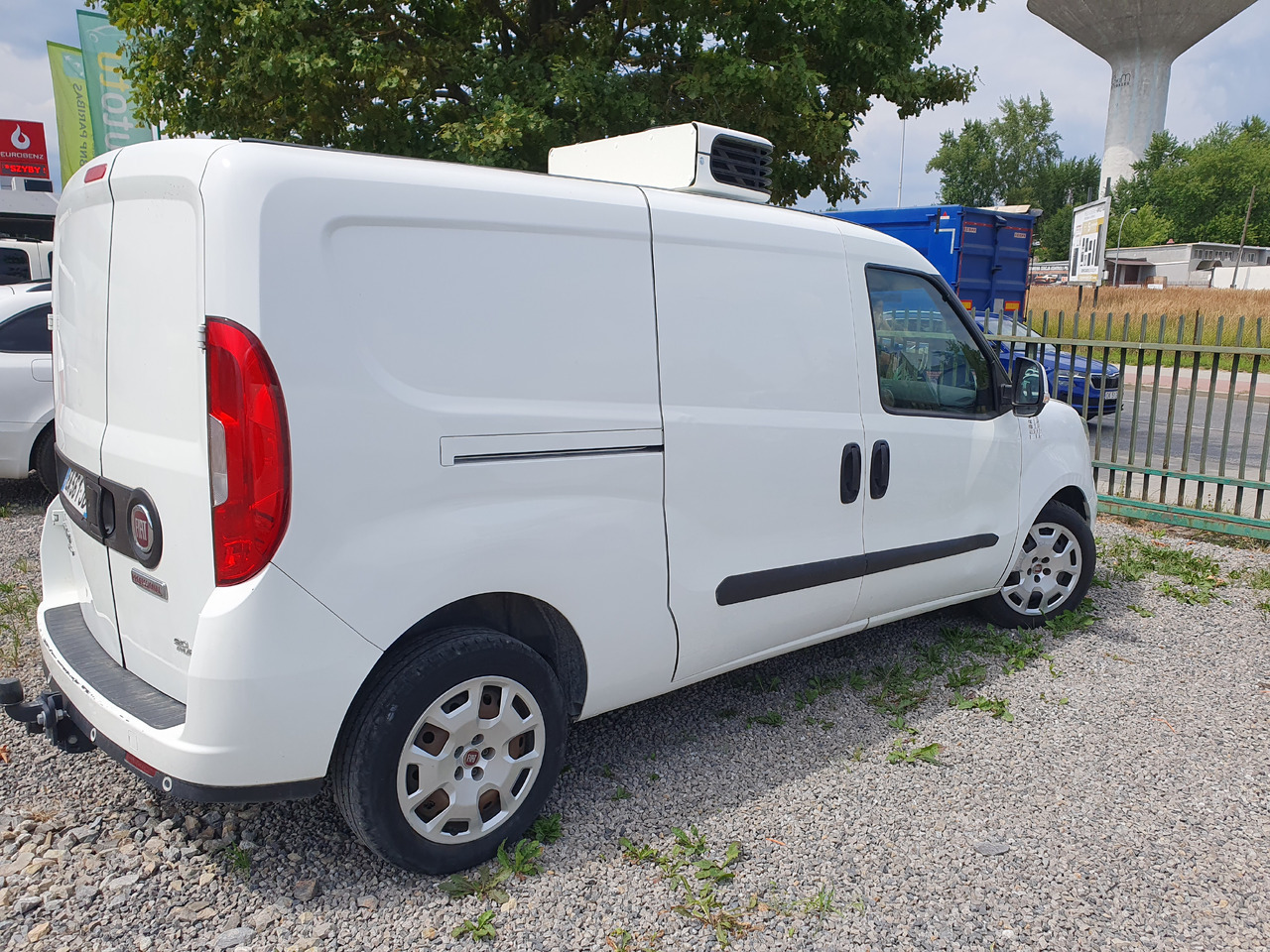 FIAT DOBLO LONG CHLODNIA carrier+230v KLIMA EURO6 - Refrigerated van: picture 3 FIAT DOBLO LONG CHLODNIA carrier+230v KLIMA EURO6 - Refrigerated van: picture 3