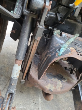 Case Jx, Farmall, New Holland Td, Td5 Series Jx80 Pick Up Hitch Complete 5093990 - Frame/ Chassis: picture 2 Case Jx, Farmall, New Holland Td, Td5 Series Jx80 Pick Up Hitch Complete 5093990 - Frame/ Chassis: picture 2