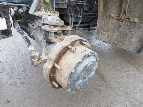 Case Maxxum 145 Front Axle Hub Lhs Nut 84197105, 87310632, 87529978, 84194852 - Front axle: picture 2 Case Maxxum 145 Front Axle Hub Lhs Nut 84197105, 87310632, 87529978, 84194852 - Front axle: picture 2