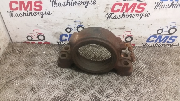 Caterpillar Th 336, 337, 406, 407 Rear Axle Support 320-7341 - Rear axle for Telescopic handler: picture 1 Caterpillar Th 336, 337, 406, 407 Rear Axle Support 320-7341 - Rear axle for Telescopic handler: picture 1