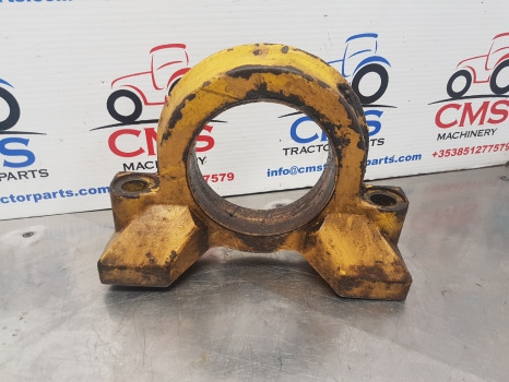 Caterpillar Th62, Clurk Hurth Front Axle Support - Front axle: picture 2 Caterpillar Th62, Clurk Hurth Front Axle Support - Front axle: picture 2
