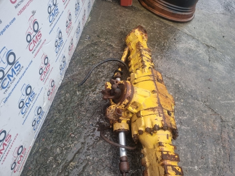Caterpillar Th62, Dana 279/190 Front Axle Parts 739.01.012.03, 738.01.033.04 - Front axle: picture 4 Caterpillar Th62, Dana 279/190 Front Axle Parts 739.01.012.03, 738.01.033.04 - Front axle: picture 4