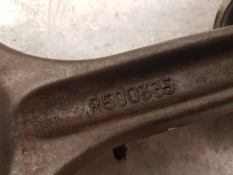 Claas 836 John Deere Engine Connecting Rod 6005024536, R500335, Re500608 - Connecting rod for Farm tractor: picture 3 Claas 836 John Deere Engine Connecting Rod 6005024536, R500335, Re500608 - Connecting rod for Farm tractor: picture 3