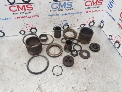 Claas Ares 800 Series 836 Pro Active Front Axle Assorted Parts - Front axle for Farm tractor: picture 1 Claas Ares 800 Series 836 Pro Active Front Axle Assorted Parts - Front axle for Farm tractor: picture 1