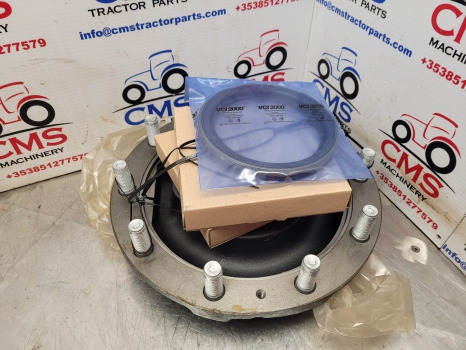 Claas Arion 500, 600 A34, A35, A36, A37 Carraro Front Axle Hub Bolt Plate 11530 - Front axle: picture 2 Claas Arion 500, 600 A34, A35, A36, A37 Carraro Front Axle Hub Bolt Plate 11530 - Front axle: picture 2