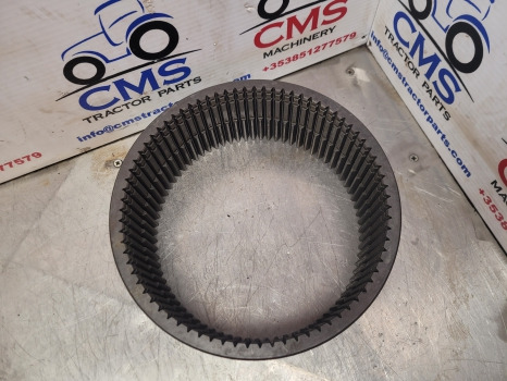 Claas Arion 500, 600 Ser Carraro 20.25 Si Front Axle Annular Gear 644728, 0011469080 - Front axle: picture 4 Claas Arion 500, 600 Ser Carraro 20.25 Si Front Axle Annular Gear 644728, 0011469080 - Front axle: picture 4