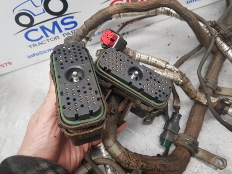 Claas Arion 640 A36 Engine Wiring Loom - Cables/ Wire harness for Farm tractor: picture 2 Claas Arion 640 A36 Engine Wiring Loom - Cables/ Wire harness for Farm tractor: picture 2