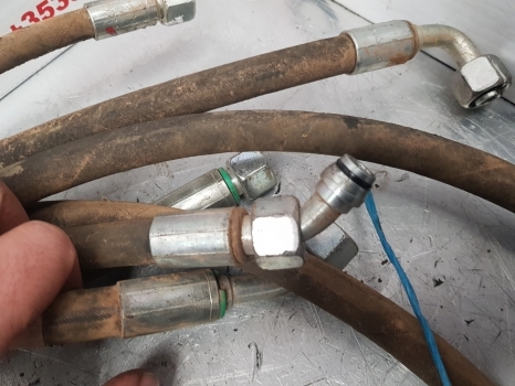 Claas Arion 640 Brake Pipes Kit Proactive Front Axle With Brakes - Brake line/ Hose for Farm tractor: picture 5 Claas Arion 640 Brake Pipes Kit Proactive Front Axle With Brakes - Brake line/ Hose for Farm tractor: picture 5