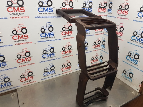 Deutz Agrotron 6120.4, Serie6, Ttv 6, Cab Foot Step 0.019.2364.4/10 - Footstep for Agricultural machinery: picture 2 Deutz Agrotron 6120.4, Serie6, Ttv 6, Cab Foot Step 0.019.2364.4/10 - Footstep for Agricultural machinery: picture 2