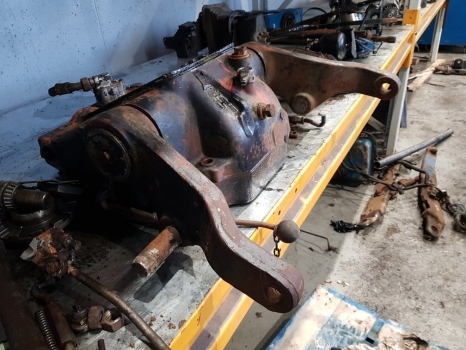 Deutz Dx Series Dx110, Dx85, Dx90, Dx120 Lift Cover Complete K4340648 - Hydraulics for Farm tractor: picture 5 Deutz Dx Series Dx110, Dx85, Dx90, Dx120 Lift Cover Complete K4340648 - Hydraulics for Farm tractor: picture 5