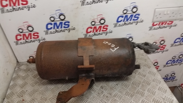 Fendt 412 Vario Air Tank Assembly With Brackets And Valve 72365839 - Brake parts for Farm tractor: picture 1 Fendt 412 Vario Air Tank Assembly With Brackets And Valve 72365839 - Brake parts for Farm tractor: picture 1