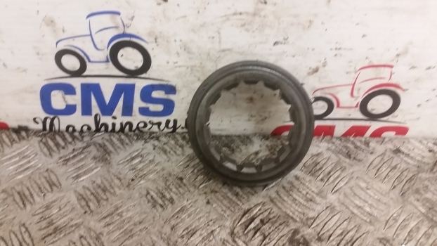 Fiat F, F Dt, F130 Drive Bushing, Diff Lock 5154533, 5163530, 5163529, 5154525 - Differential gear for Farm tractor: picture 1 Fiat F, F Dt, F130 Drive Bushing, Diff Lock 5154533, 5163530, 5163529, 5154525 - Differential gear for Farm tractor: picture 1