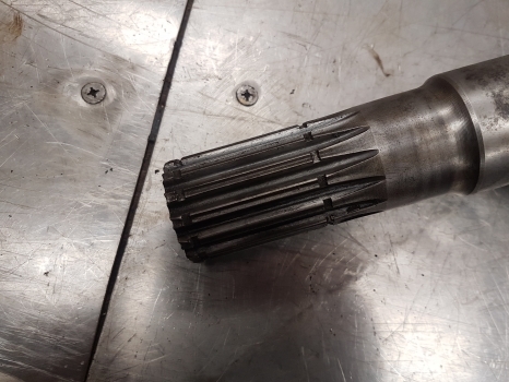 Fiat F140dt, Fiat120dt, Fiat130dt Front Axle Drive Shaft Lhs 5154038 - Drive shaft for Farm tractor: picture 2 Fiat F140dt, Fiat120dt, Fiat130dt Front Axle Drive Shaft Lhs 5154038 - Drive shaft for Farm tractor: picture 2