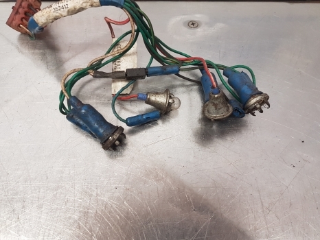 Ford 10, 6610, 5610, 4610 Series Ap Cab Wirring Loom D9nn14a104aa - Cables/ Wire harness for Farm tractor: picture 5 Ford 10, 6610, 5610, 4610 Series Ap Cab Wirring Loom D9nn14a104aa - Cables/ Wire harness for Farm tractor: picture 5