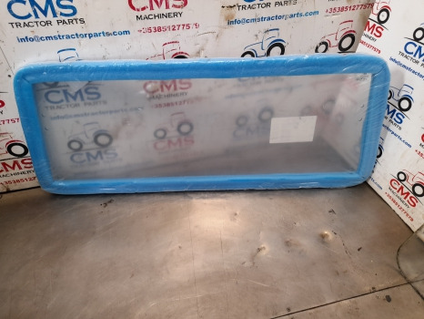 Ford 10, Tw, 600 Series Q Cab Rear Window Glass Upper Clear 83909857 - Window and parts: picture 2 Ford 10, Tw, 600 Series Q Cab Rear Window Glass Upper Clear 83909857 - Window and parts: picture 2