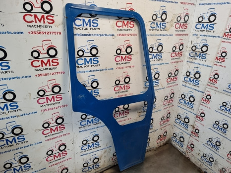 Ford 2000, 3000, 2600, 3600 Cab Door Frame Rhs - Door and parts: picture 3 Ford 2000, 3000, 2600, 3600 Cab Door Frame Rhs - Door and parts: picture 3