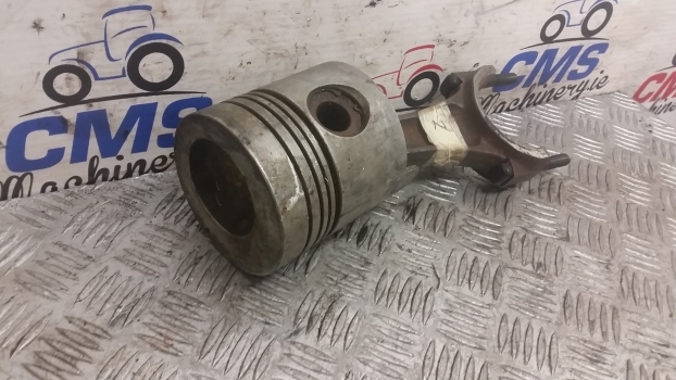 Ford 2910, 3, 4 Cyl Piston Assy , Conrod D8nn6108aa, E3hn6200ac42, 82849195 - Piston/ Ring/ Bushing for Farm tractor: picture 4 Ford 2910, 3, 4 Cyl Piston Assy , Conrod D8nn6108aa, E3hn6200ac42, 82849195 - Piston/ Ring/ Bushing for Farm tractor: picture 4