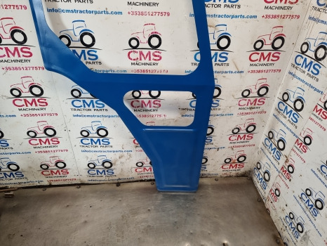 Ford 4000, 5000, 6000, 7000 Cab Door Frame Rhs 81834249 - Door and parts: picture 3 Ford 4000, 5000, 6000, 7000 Cab Door Frame Rhs 81834249 - Door and parts: picture 3