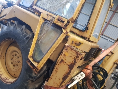 Ford 550 Cab Complete - Cab for Backhoe loader: picture 5 Ford 550 Cab Complete - Cab for Backhoe loader: picture 5