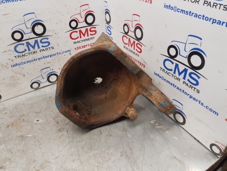 Ford 5640, 6640, 7840 Swivel Housing Spindle Rhs 18915, Car123489, 81863196 - Steering knuckle for Farm tractor: picture 4 Ford 5640, 6640, 7840 Swivel Housing Spindle Rhs 18915, Car123489, 81863196 - Steering knuckle for Farm tractor: picture 4