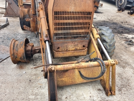 Ford 655c Engine, Front, Rear Axle, Backhoe, Transmission, Hydraulic Parts - Backhoe loader: picture 2 Ford 655c Engine, Front, Rear Axle, Backhoe, Transmission, Hydraulic Parts - Backhoe loader: picture 2