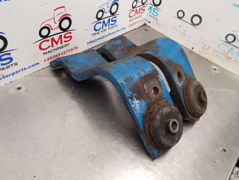 Ford 7610, 10, Tw Sq Cab, Cab Bracket Support Pair E4nn94031n88ba - Cab suspension: picture 3 Ford 7610, 10, Tw Sq Cab, Cab Bracket Support Pair E4nn94031n88ba - Cab suspension: picture 3