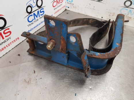 Ford 7610 5610, 6610, 6810, 7710 Sq Cab Fuel Tank Support E4nn9n204ab - Fuel tank: picture 5 Ford 7610 5610, 6610, 6810, 7710 Sq Cab Fuel Tank Support E4nn9n204ab - Fuel tank: picture 5