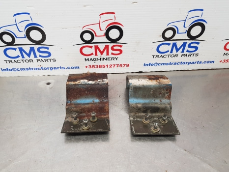 Ford 7610, 6610, 10, 30 Tw Ser Super Q Cab Roof Hinge Pair E4nn94500r69aa - Body and exterior: picture 1 Ford 7610, 6610, 10, 30 Tw Ser Super Q Cab Roof Hinge Pair E4nn94500r69aa - Body and exterior: picture 1