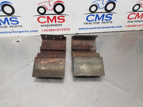 Ford 7610, 6610, 10, 30 Tw Ser Super Q Cab Roof Hinge Pair E4nn94500r69aa - Body and exterior: picture 3 Ford 7610, 6610, 10, 30 Tw Ser Super Q Cab Roof Hinge Pair E4nn94500r69aa - Body and exterior: picture 3