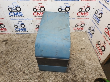 Ford 7810, 7910, 8210 Bonnet Cover Panel In Front Of The Cab D5nn9n128a - Hood for Farm tractor: picture 4 Ford 7810, 7910, 8210 Bonnet Cover Panel In Front Of The Cab D5nn9n128a - Hood for Farm tractor: picture 4
