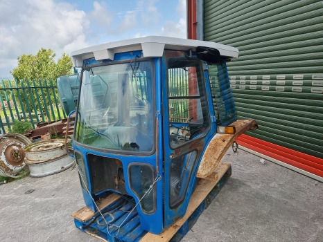 Ford 7810, 7910, 8210, Complete Super Q Cab Series 2, Complete Cab Cab No60 - Cab: picture 5 Ford 7810, 7910, 8210, Complete Super Q Cab Series 2, Complete Cab Cab No60 - Cab: picture 5