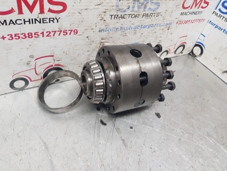 Ford 7840, 10, 40, Lb, Tlb Front Axle Differential Box Assy 9968055, 85827068 - Differential gear for Agricultural machinery: picture 5 Ford 7840, 10, 40, Lb, Tlb Front Axle Differential Box Assy 9968055, 85827068 - Differential gear for Agricultural machinery: picture 5